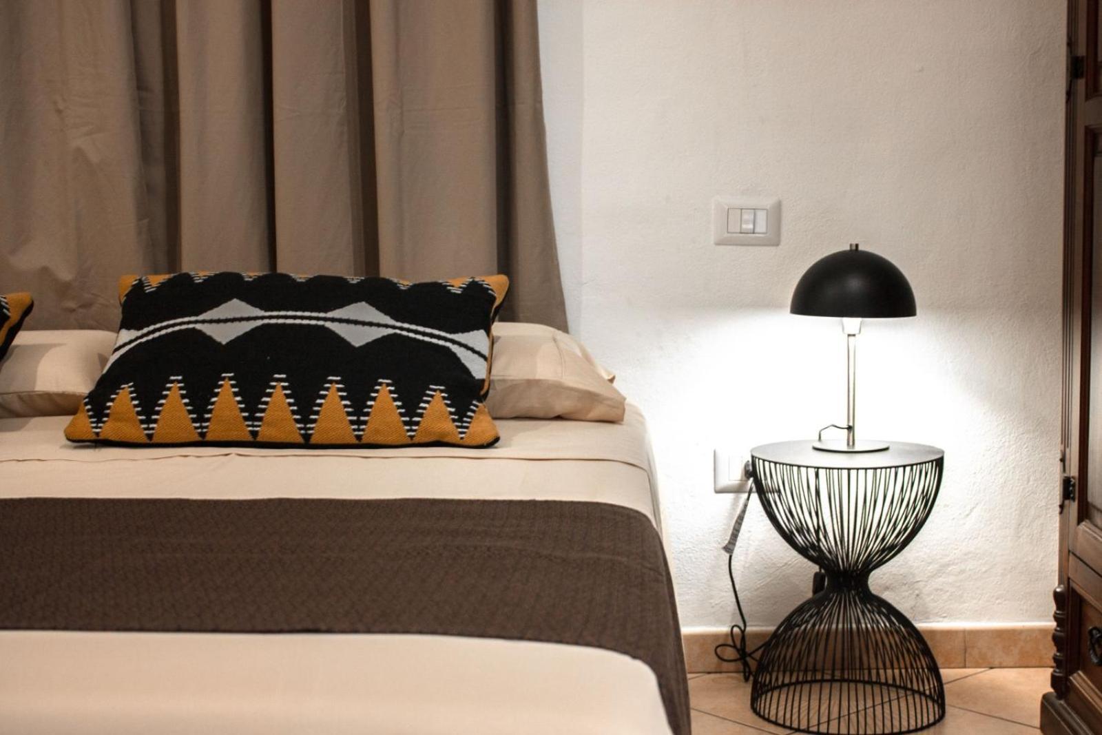 Castello'S Rooms كالياري المظهر الخارجي الصورة