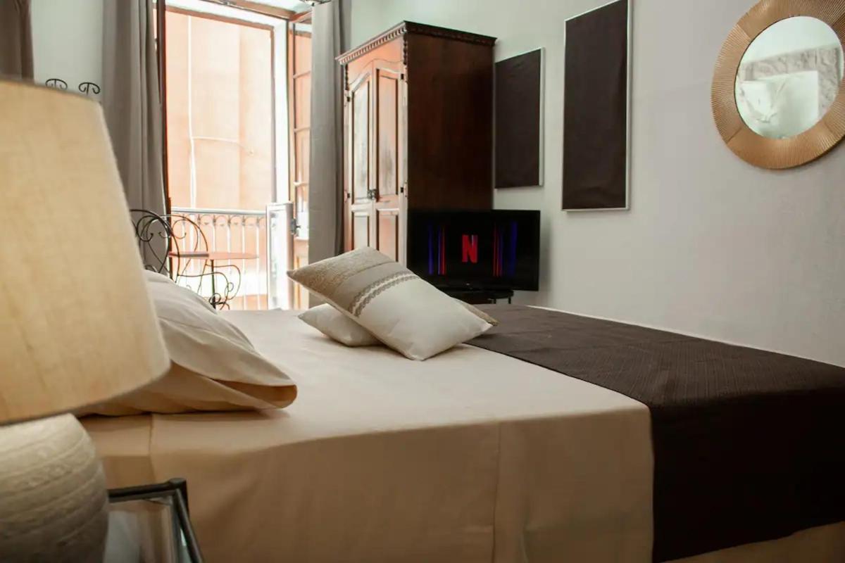 Castello'S Rooms كالياري المظهر الخارجي الصورة