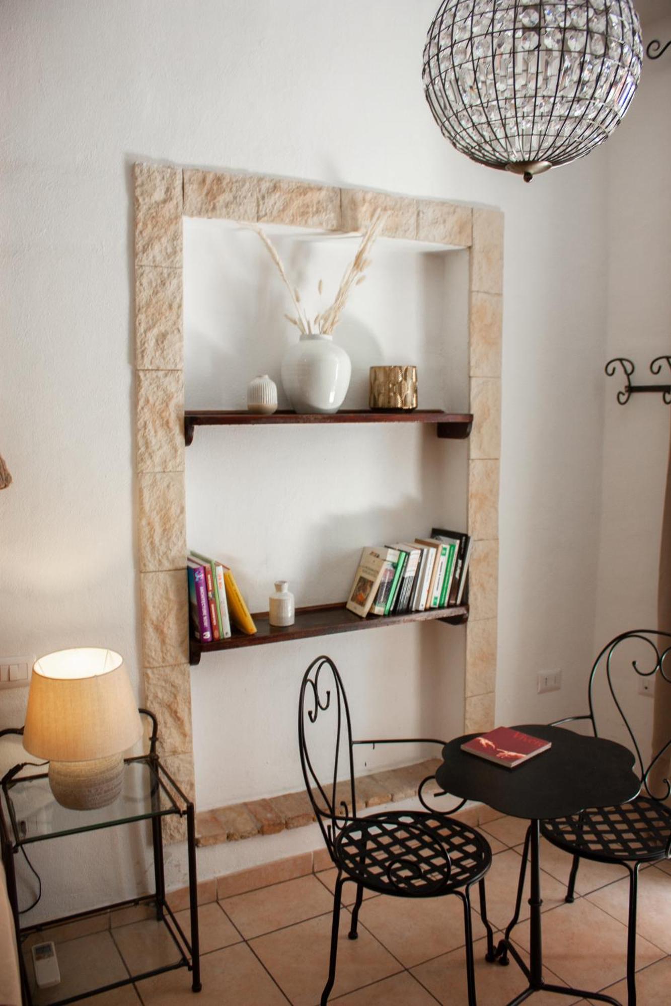 Castello'S Rooms كالياري المظهر الخارجي الصورة