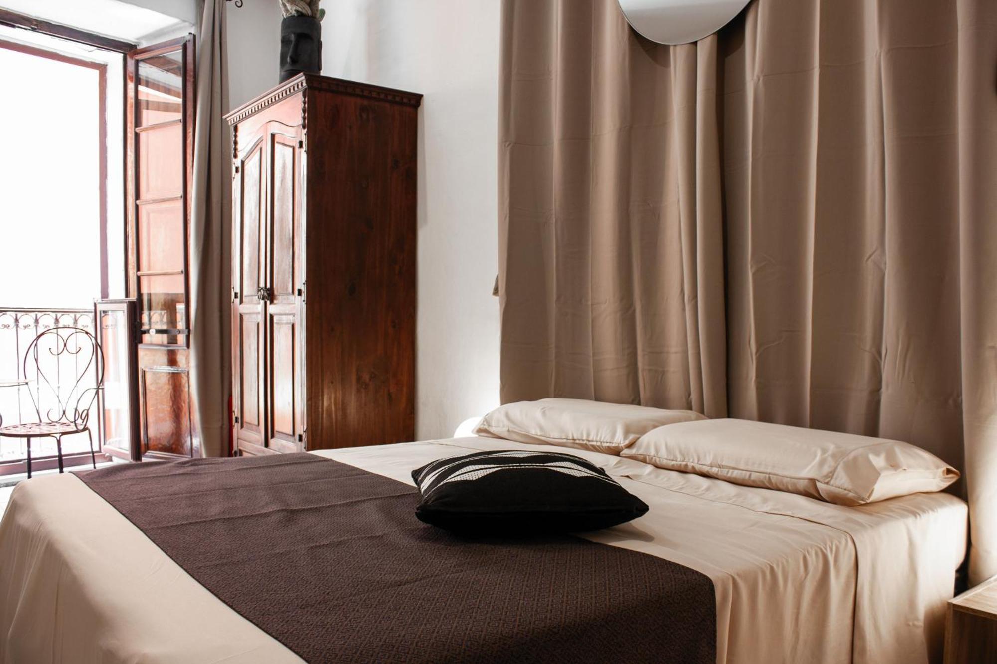 Castello'S Rooms كالياري المظهر الخارجي الصورة