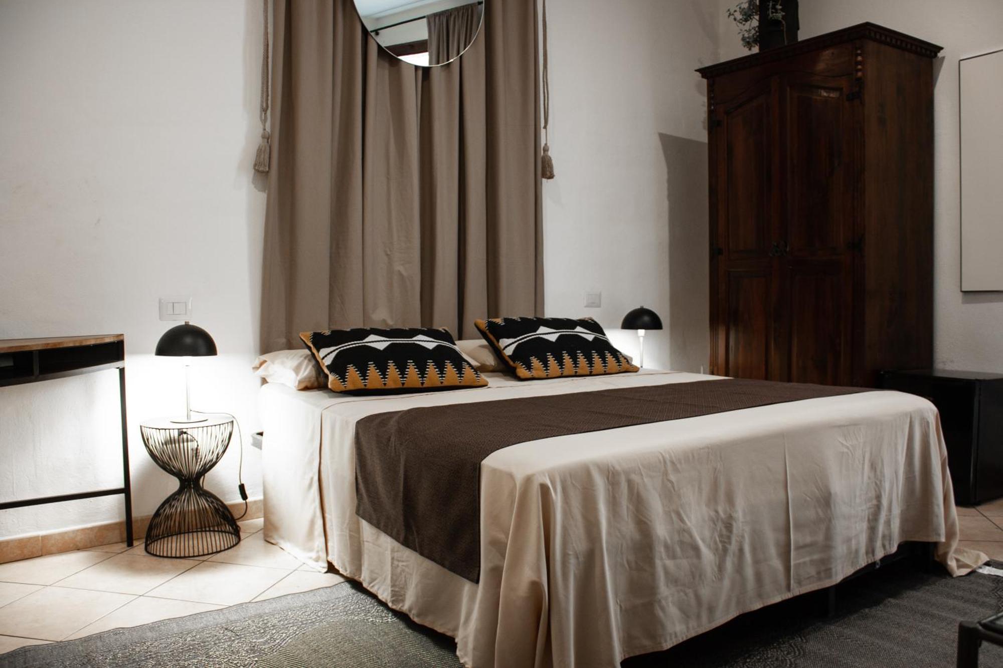 Castello'S Rooms كالياري المظهر الخارجي الصورة