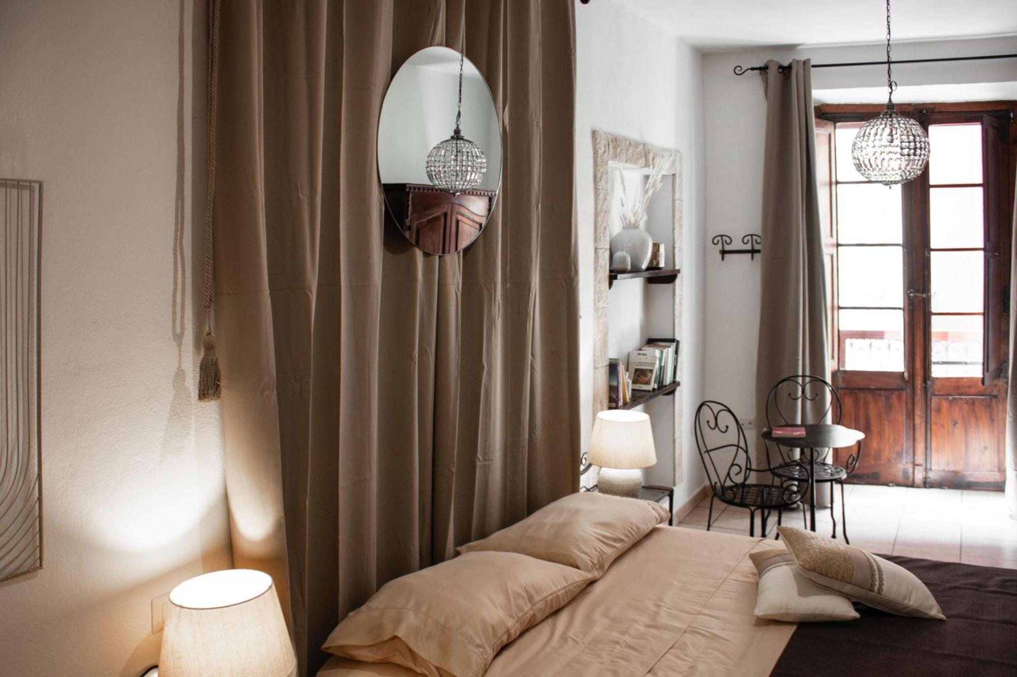 Castello'S Rooms كالياري المظهر الخارجي الصورة